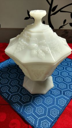 Vintage Milk Glass Dish With Lid