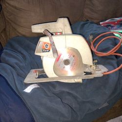 Black & Decker Circular Saw 