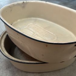 Enamel pans 