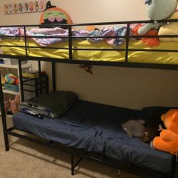 Black Metal Twin Bunk Beds W/ Mattresses