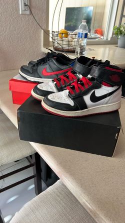Used Nike 5.5 Boys.