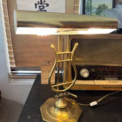 Classic Solid Brass Vintage Bank Lamp