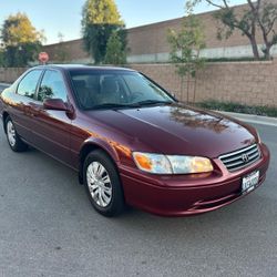 2000 Toyota Camry