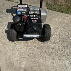 Simpson Power Washer - Pressure Washer. Honda Engine