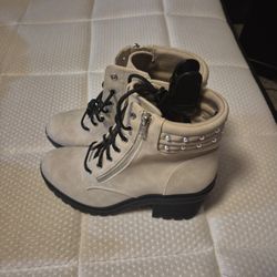 Womens Boots