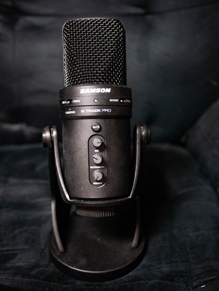 Samson G-Track Pro USB Microphone 