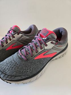 Brooks Women's Size 10 Shoes