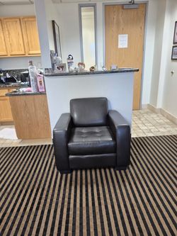 Black Leather One-Seater Chair