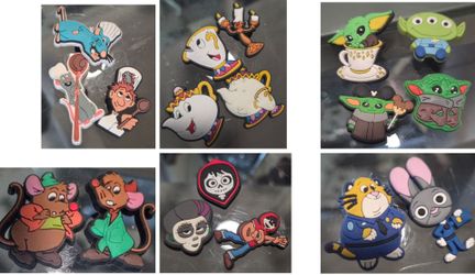 Disney & Sanrio Hello Kitty croc charms