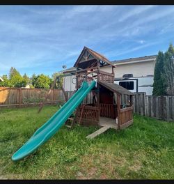 Outdoor play s structure,  try durable in great condition