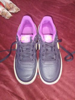Nike Air Force 1 Low-Top Sneakers