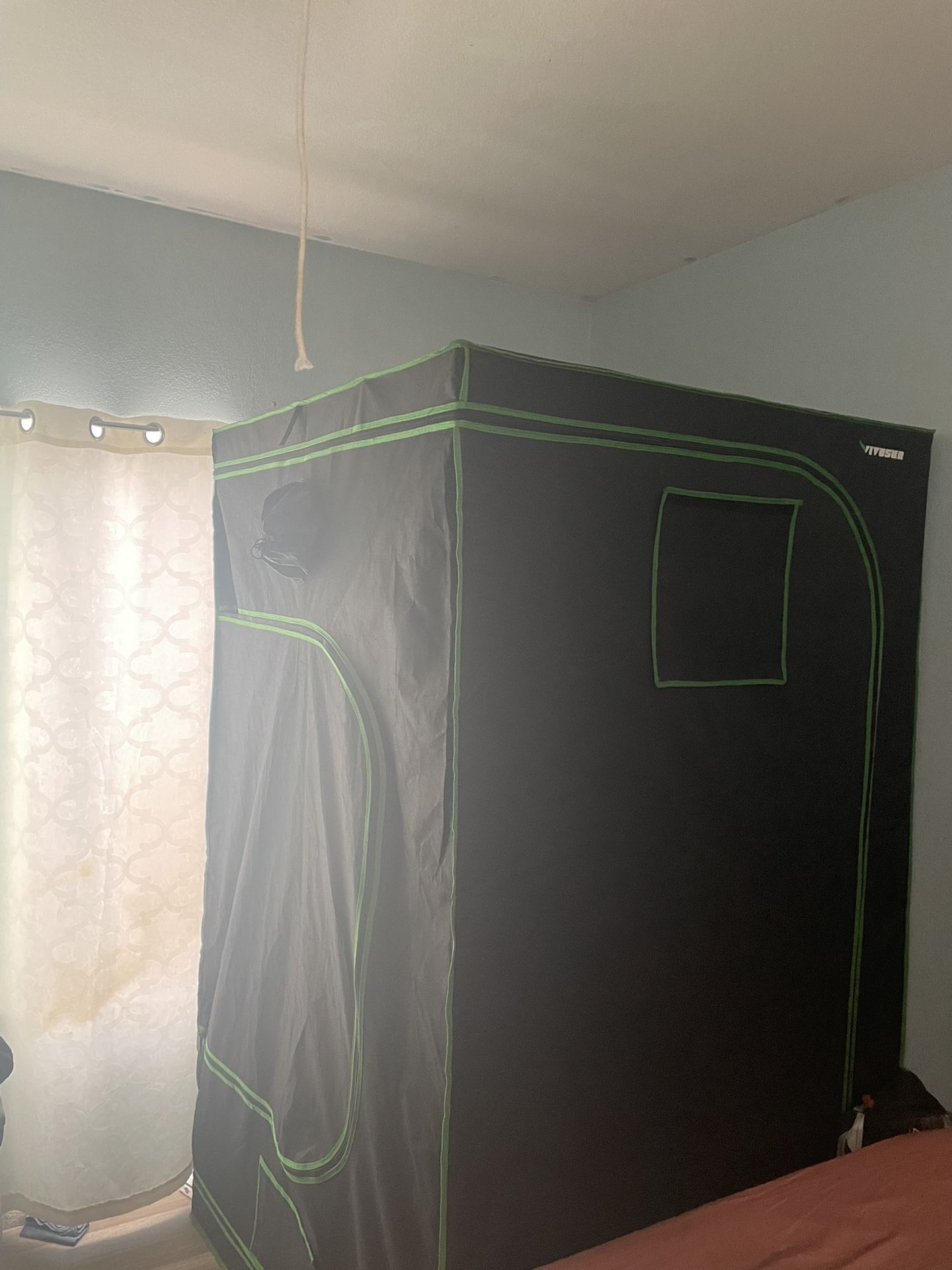 Grow Tent