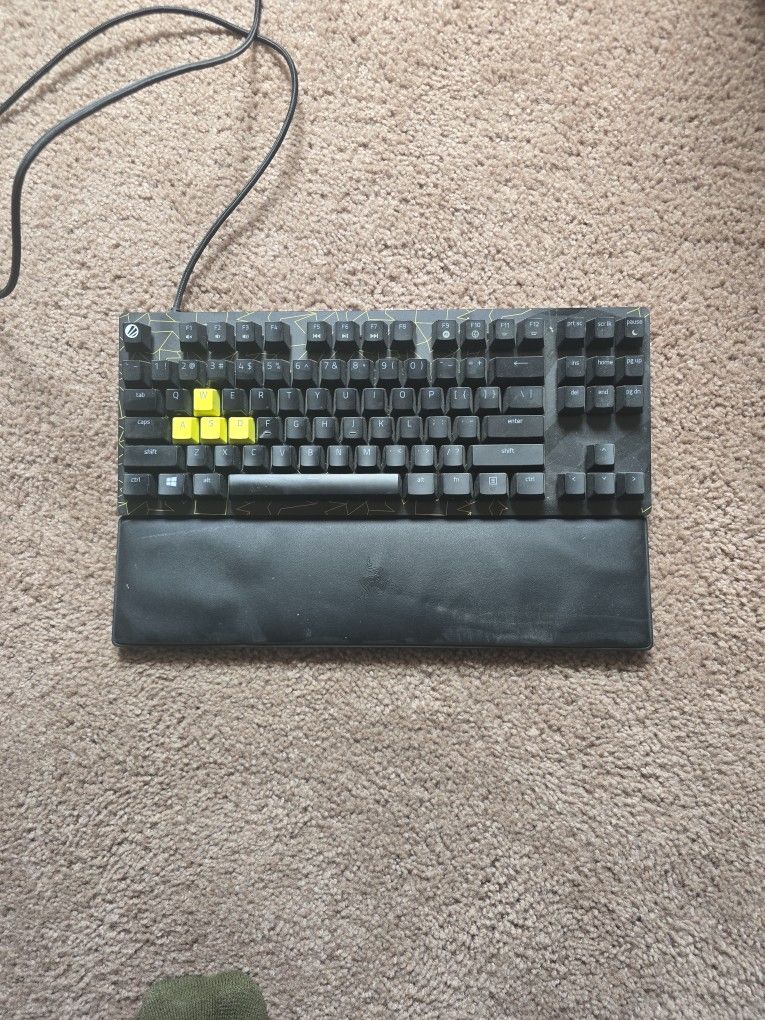 Limited Edition Razer Demascus Keybaord