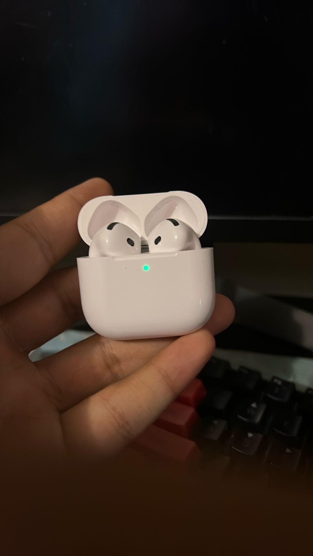 Air pods 4