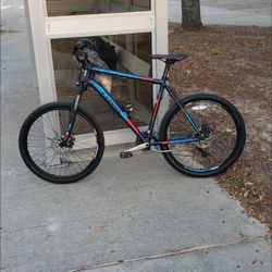 Trek 3700 bicycle