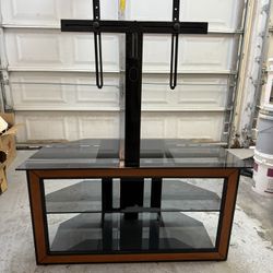 TV TABLE 