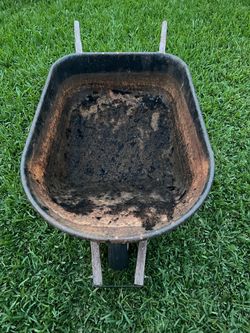 True Temper Steel Wheelbarrow Metal Garden Cart