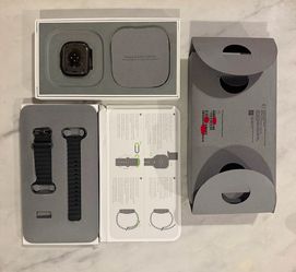 Apple Watch Ultra 3 titanium 49MM