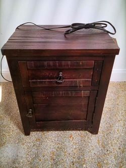 Night table wood 1 w electrical charger