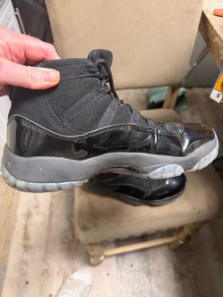 Jordan 11 cap and gown