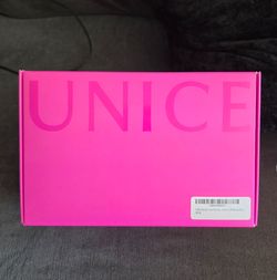 UNICE  bye bye knots lace wig 20 inches