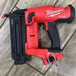 Milwaukee M18 FUEL 18-Volt Lithium-Ion Brushless Cordless Gen II 18-Gauge Brad Nailer (Tool-Only)