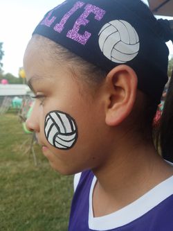 Face paint/balloon twisting