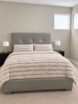 Upholstered queen bed frame