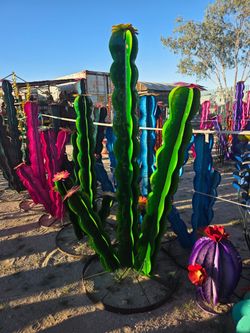 Desert Collectibles 🌵Cactus-Loving🌺
 Garden Decor Imports + POTTERY 🪴