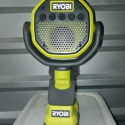 RYOBI ONE+ 18V Cordless VERSE Clamp Speaker