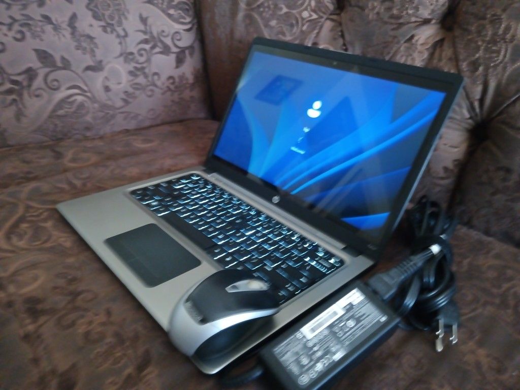 Laptop HP Folio 13-2000-core i5-8gb Ram -128gb HD SSD Solid