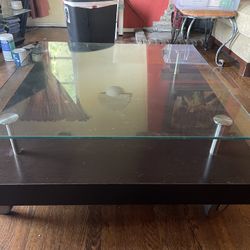 Coffee Table With Wheeles 