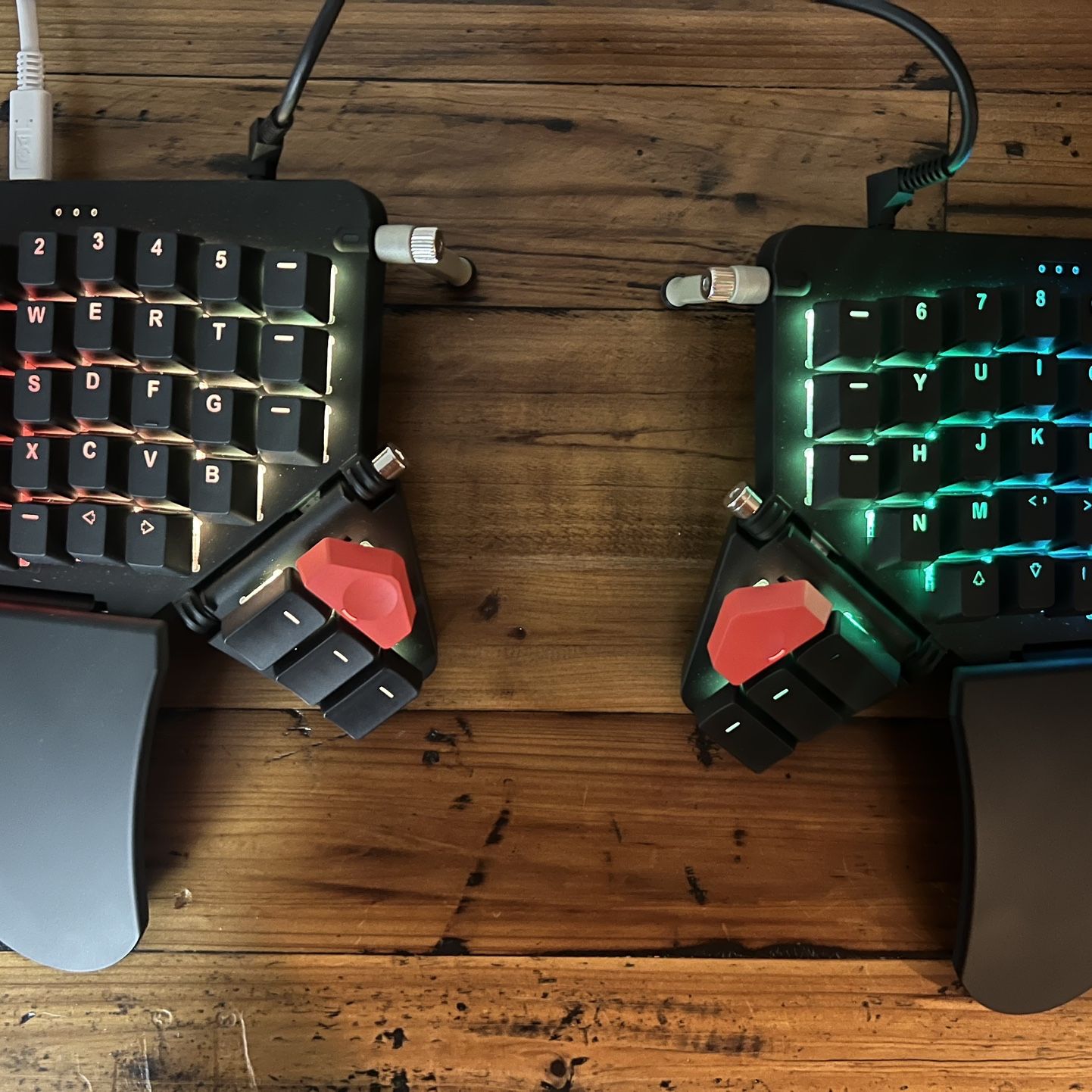 ZSA Moonlander Mark I review: the ultimate customizable
