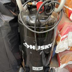 Husky 20 Gallon Electric vertical Air Compressor