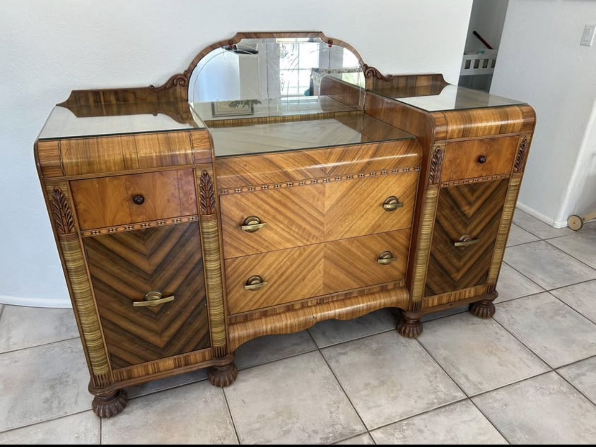 Antique Art Deco Waterfall Buffet 