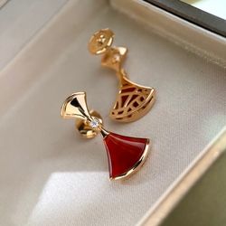 Bulgari classic 925 sterling silver polished agate fan red agate shaped skirt earrings
