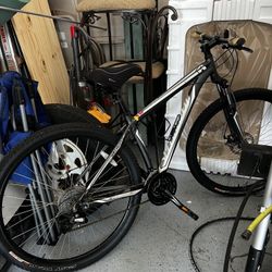 Specialized Rockhopper Sport  27.5 