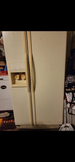Side By Side Refrigerator 