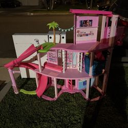 Barbie Pool House Free