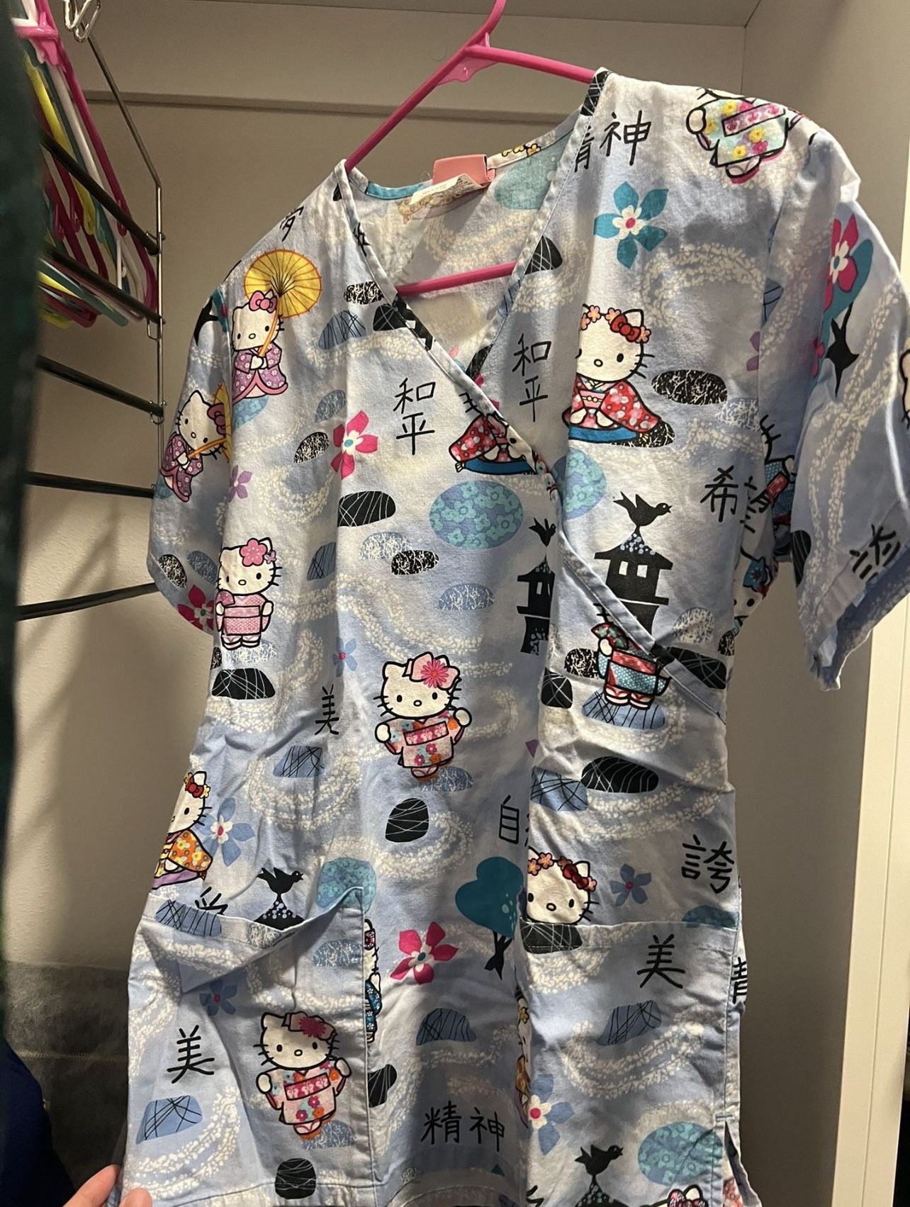 Sanrio Hello Kitty Scrub Top size XS