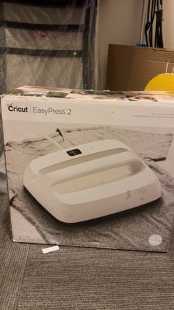 Cricut maker 3 and Cricut easy press 2