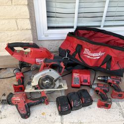 Milwaukee Took Set Drill Blower Impact Saw