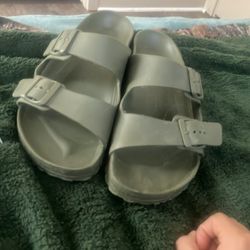 Dark green Birkenstocks size L11 M9