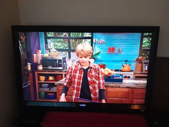 42" Vizio TV