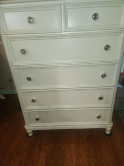 5 drawer tall chest