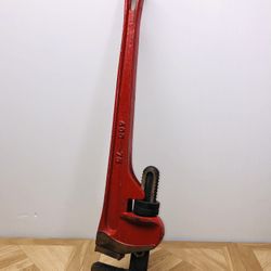 24” Pipe Wrench