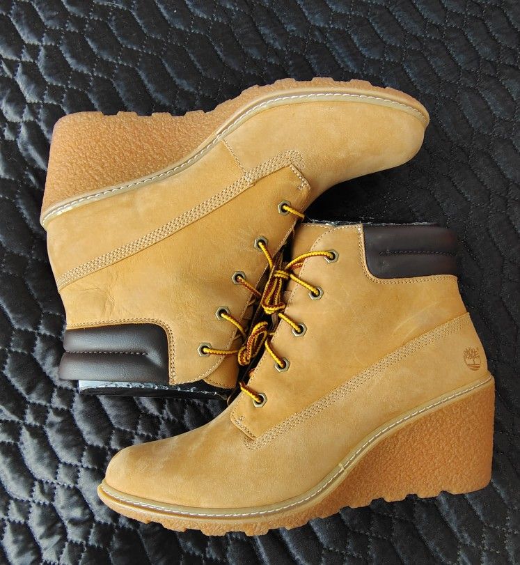 Timberland Wheat Woman's Boots