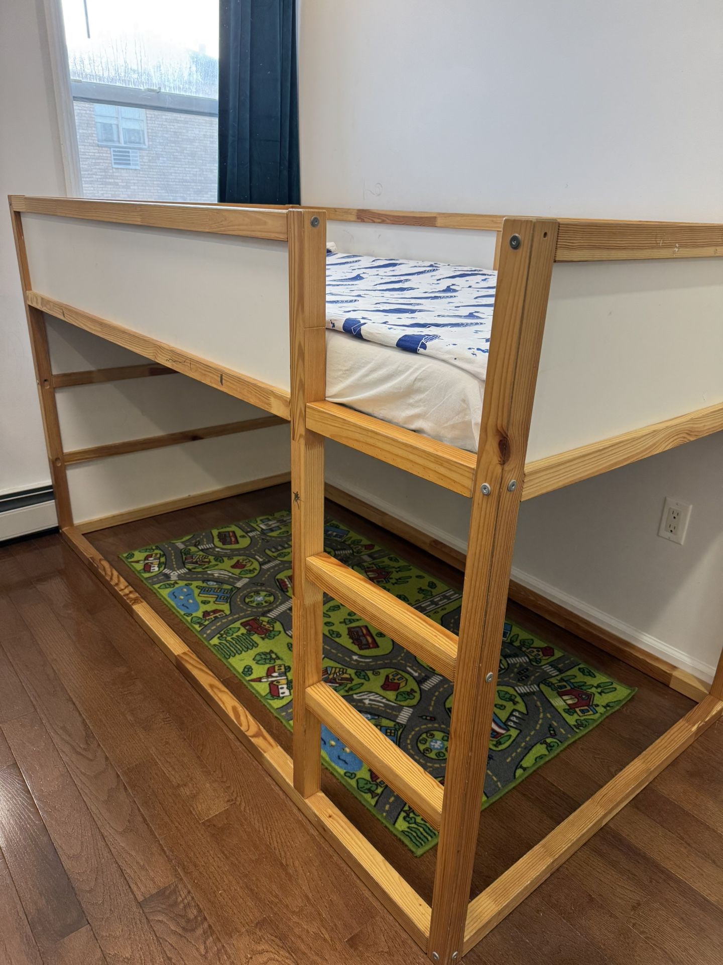 Reversible Bed, White/pine, Twin 