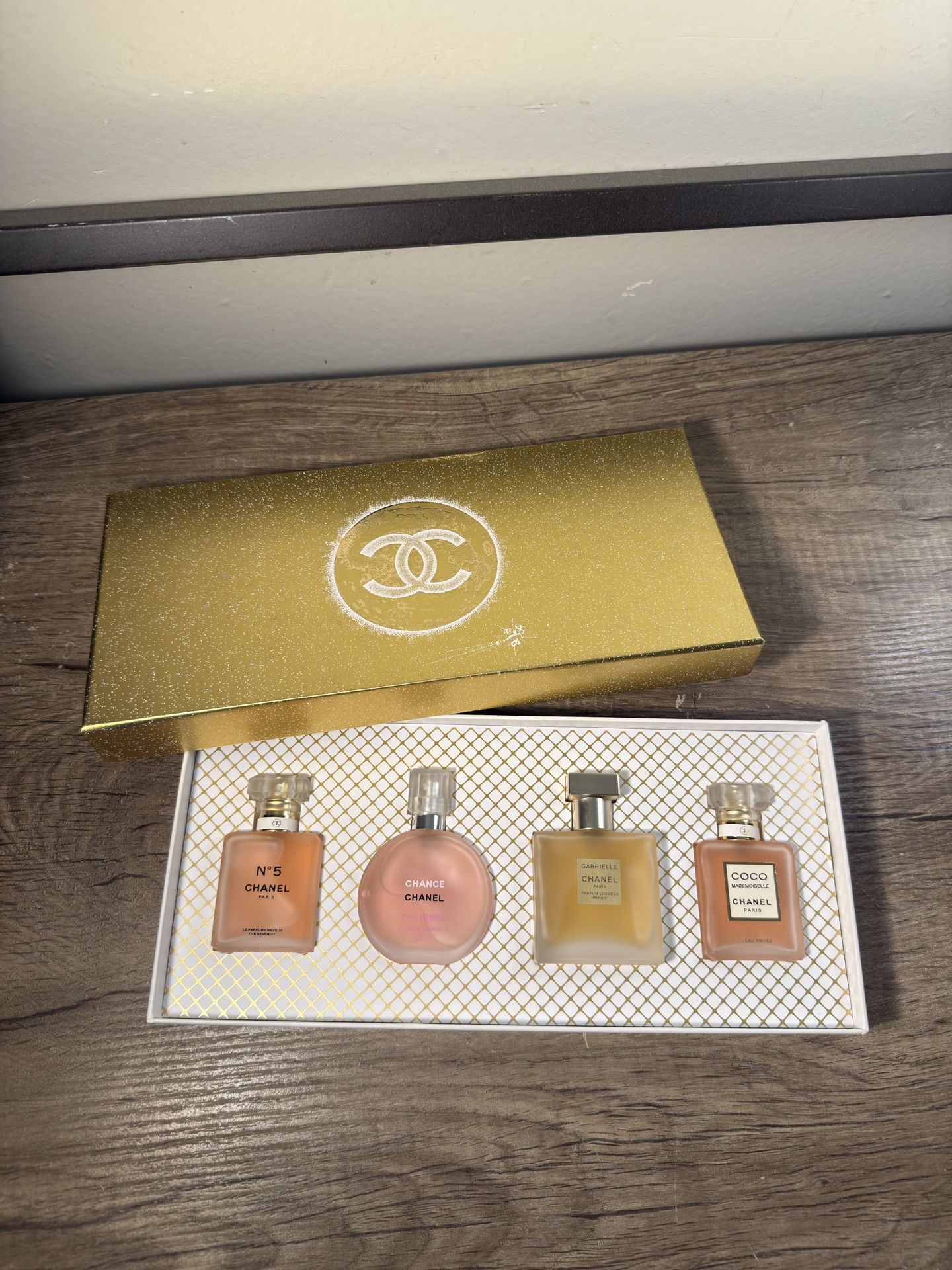 Chanel Perfumes Gift / Travel Set