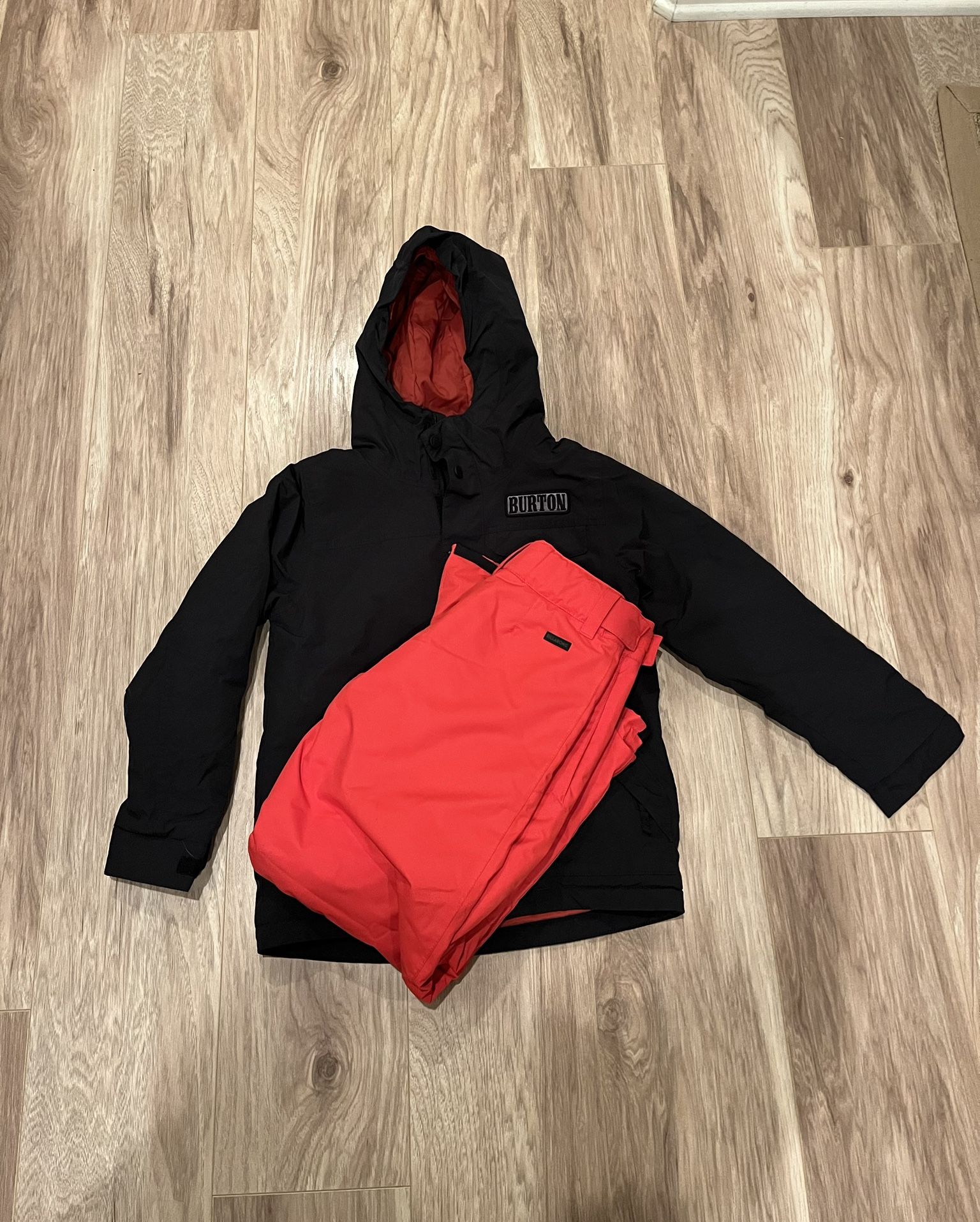Kids Burton Snowboard Gear Billabong